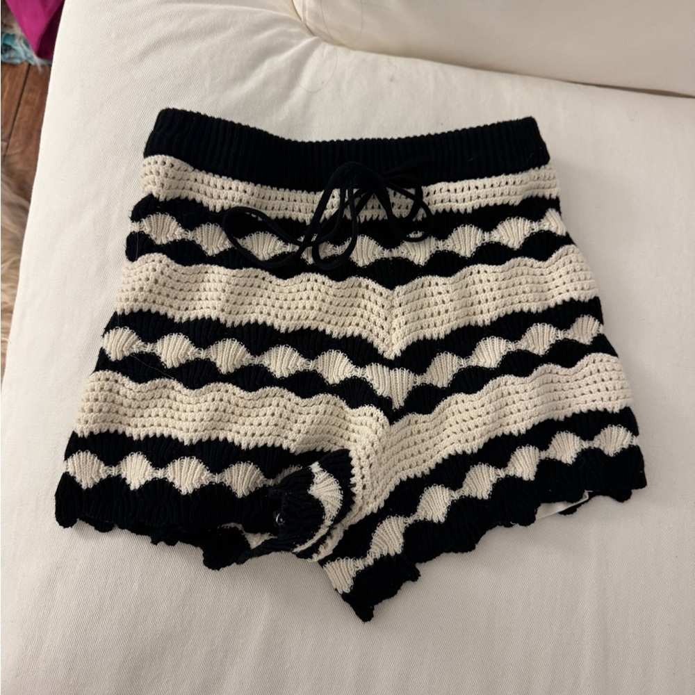 ivory cream & black striped crochet knit set - Picture 10 of 13